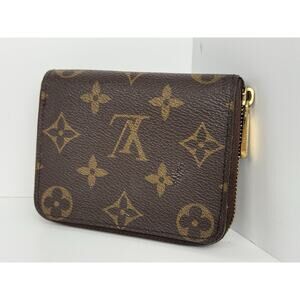 Louis Vuitton Monogram Zippy Coin Purse with Gold Hardware